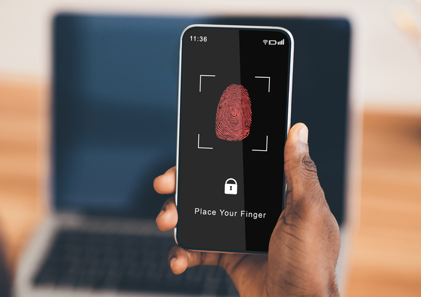 Identifikasi biometric untuk keamanan digital