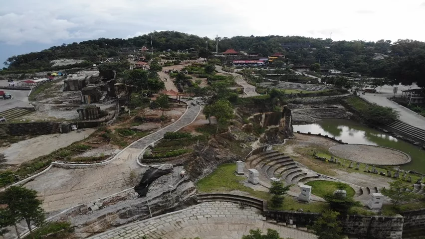 sejarah tebing breksi