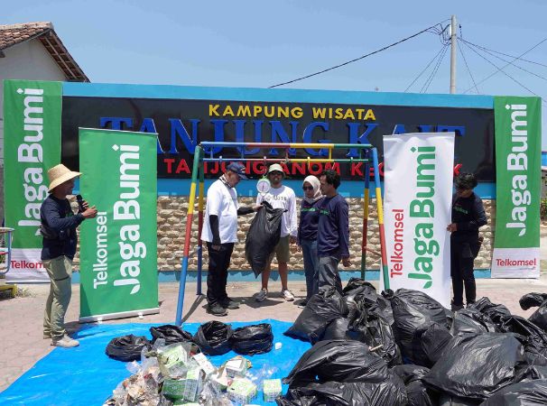 Telkomsel Jaga Bumi Kembali Kurangi Emisi Karbon